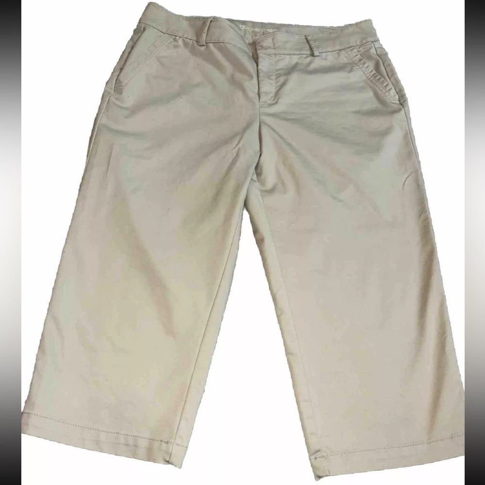 Dockers Classic Fit Pants 14  Womens Capri  Cream Khaki